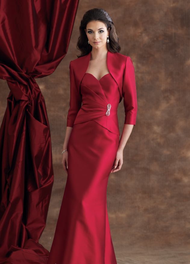 unembellished gown