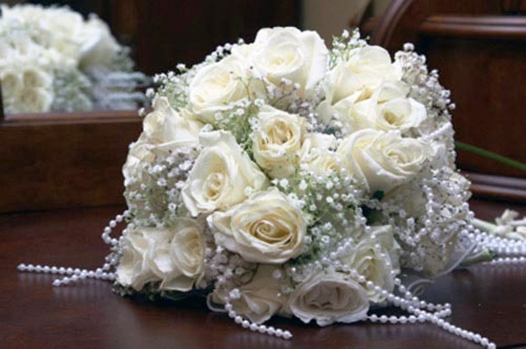 wedding bouquet of white roses 